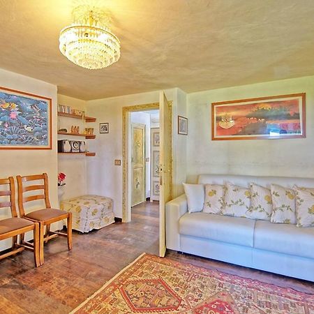 La Casa Fra Gli Ulivi Luxury Apartments With Pool Near Cinque Terre And Tuscany Monte Marcello Luaran gambar