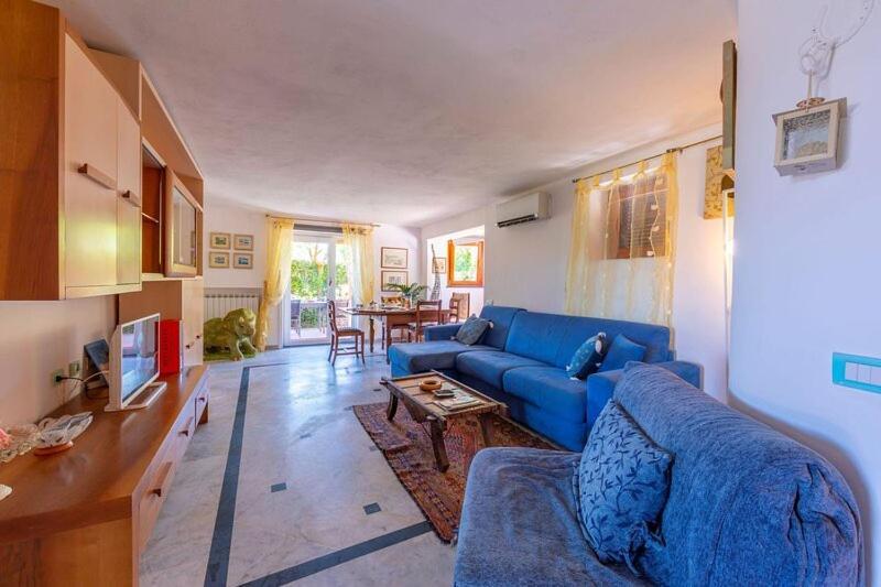 La Casa Fra Gli Ulivi Luxury Apartments With Pool Near Cinque Terre And Tuscany Monte Marcello Luaran gambar