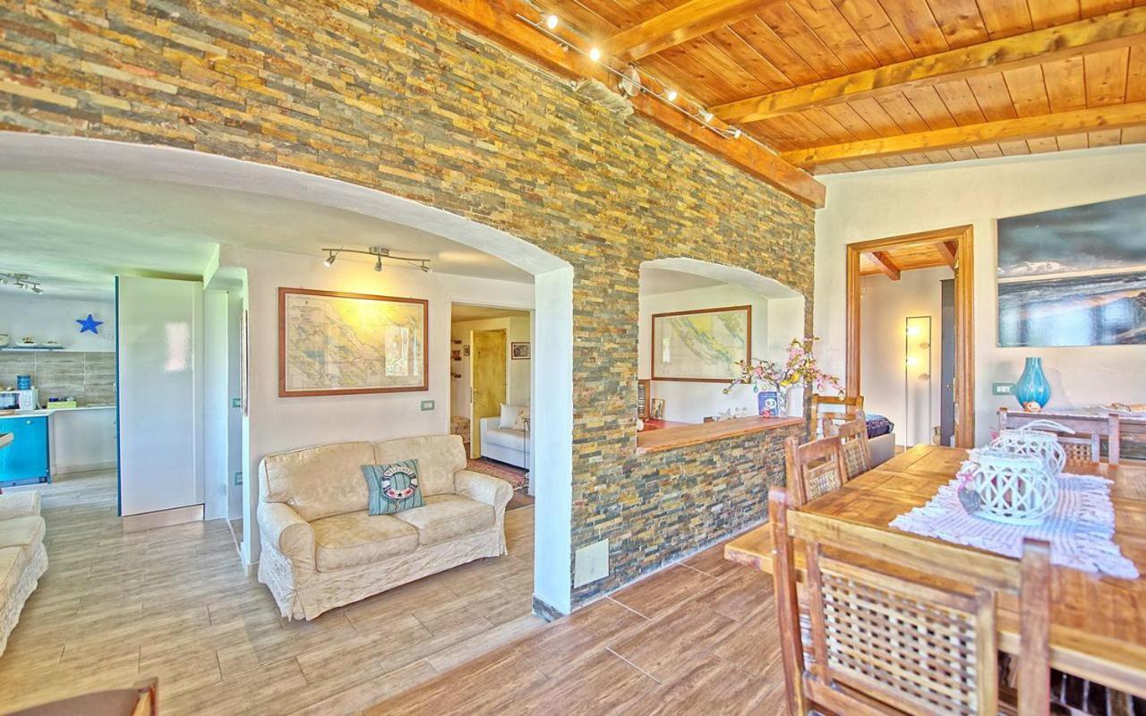 La Casa Fra Gli Ulivi Luxury Apartments With Pool Near Cinque Terre And Tuscany Monte Marcello Luaran gambar