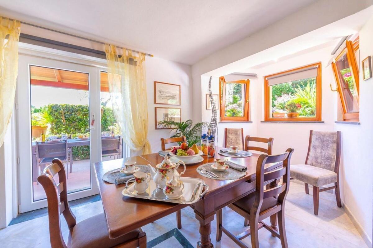 La Casa Fra Gli Ulivi Luxury Apartments With Pool Near Cinque Terre And Tuscany Monte Marcello Luaran gambar
