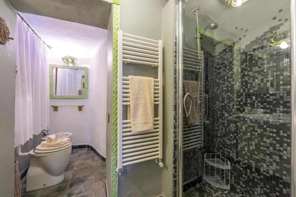 La Casa Fra Gli Ulivi Luxury Apartments With Pool Near Cinque Terre And Tuscany Monte Marcello Luaran gambar