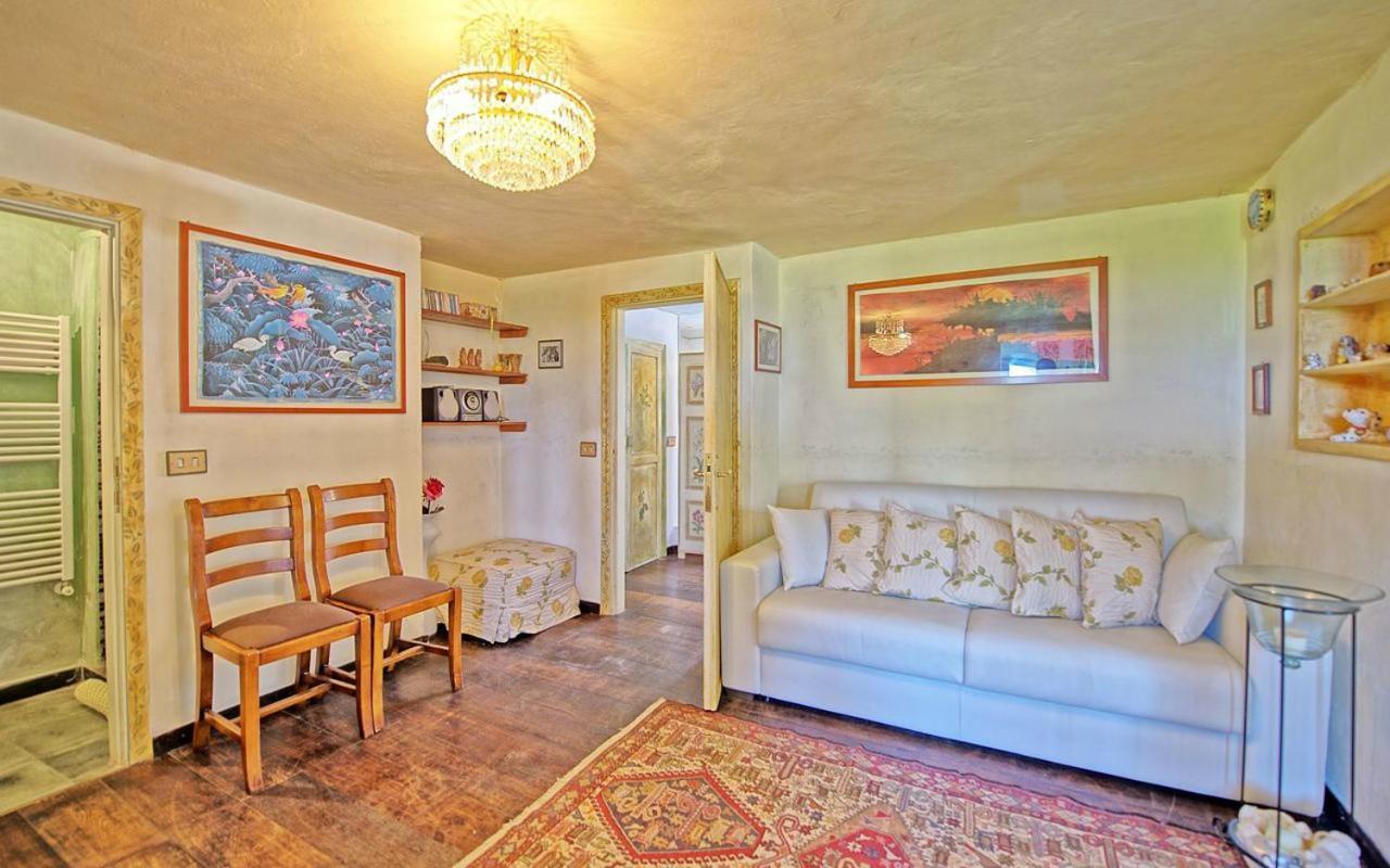 La Casa Fra Gli Ulivi Luxury Apartments With Pool Near Cinque Terre And Tuscany Monte Marcello Luaran gambar